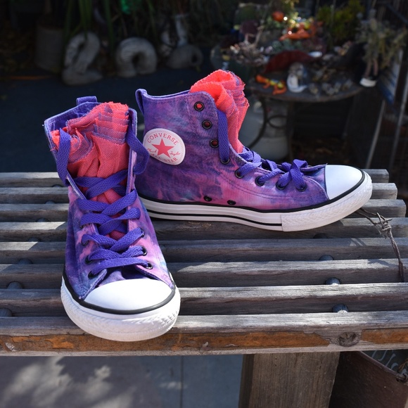 girls tie dye converse